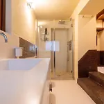 Martin With Private Pool For 5 People Montegranaro
