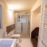Martin With Private Pool For 5 People