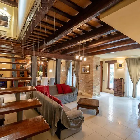 Βίλα Martin With Private Pool For 5 People Montegranaro