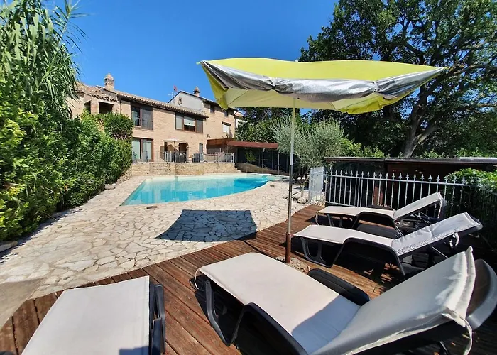 Martin With Private Pool For 5 People 빌라 *