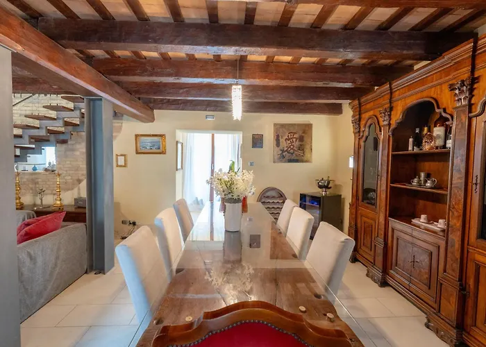 Villa Martin With Private Pool For 5 People