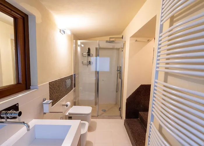 Martin With Private Pool For 5 People